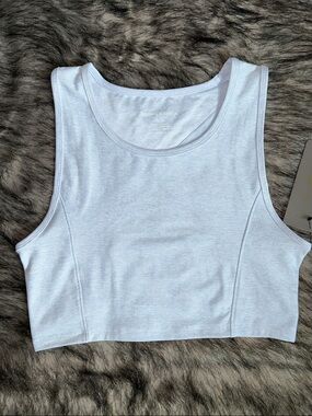 NWT Harmony & Balance Women's Light Blue Cropped Tank Top Size Large $38